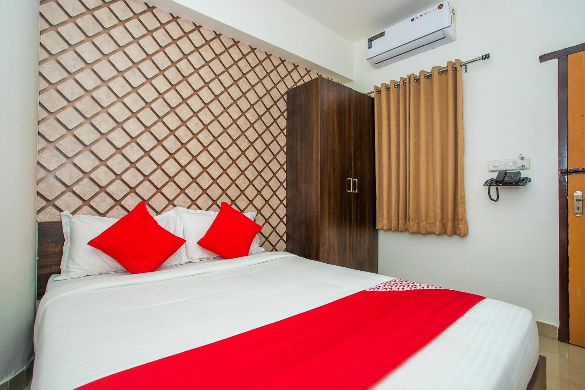 Oyo Splenor Inn Kammasandra Exterior photo